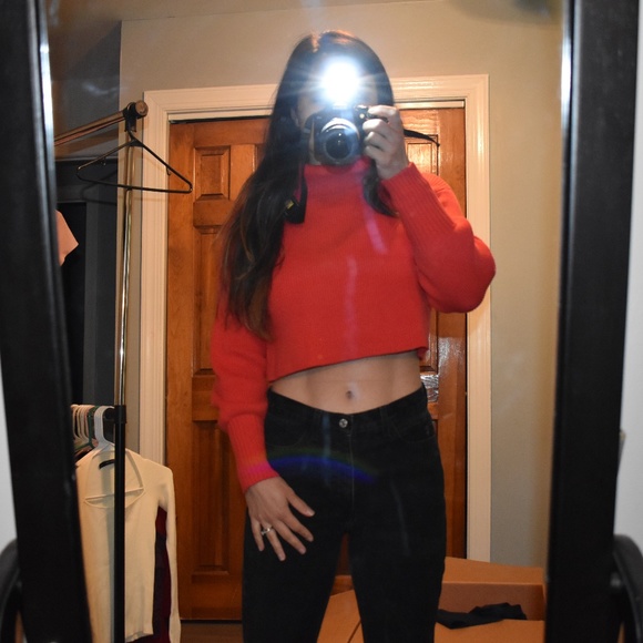 Women's Orange-Red Size Small Cropped Turtleneck Sweater - Picture 3 of 3